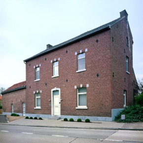 A la Maison